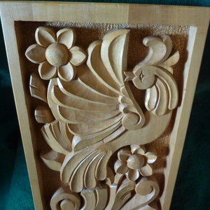 Houtsnijwerk Woondecoratie Houtkunst Houtbewerking Houtbewerking Houten vogel muur hangend Houten cadeau Handgemaakt 14,96 x 9,45" - MADE TO ORDER