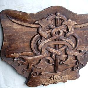 Heraldic Coat of Arms Custom Family Crest Personalized Shield Wooden Emblem Wedding Wood Art Hand Carved Name Crest Woodworking Woodcraft