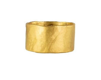 Gouden sigaarband, gouden matte textuurring, 10mm sigaarringband, geelgouden brede trouwring, statement bandring, cadeau voor haar ring