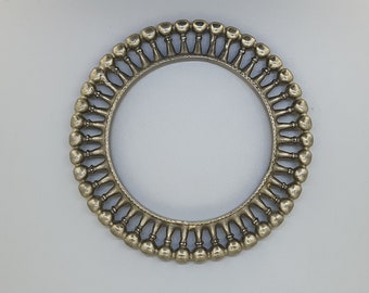 Vintage oude zilveren tribale armband, zilveren armband, antieke tribale zilveren gesloten armband, zilveren brede armband, zilveren collectible