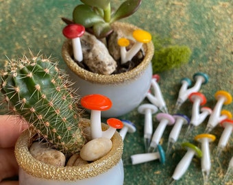 Mini Mushrooms- handmade glass, for plants/terrariums