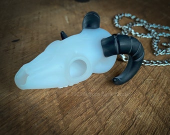 Ram Skull Pendant with black bail