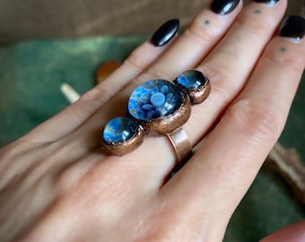 Blue Galaxy Cluster Ring