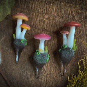 Fairy Garden Mushrooms Handmade Glass, aquarium or terrarium decor image 4