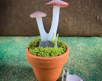 Red Mushroom plant stake