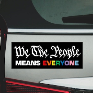 Calcomanía para parachoques de coche con la bandera LGBTQIA+ del orgullo de todos. Imán para coche.