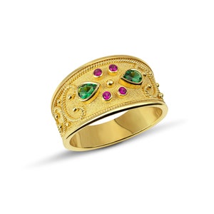Bague byzantine multi-pierres, bague byzantine en or 18 carats, bague en or massif avec pierres précieuses, bague de style grec, bague rubis émeraude