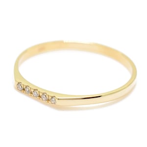 Half Eternity Diamond Wedding Ring in 14k, Thin Diamond Wedding Ring, Pave Diamond Wedding Band, 5 Diamond Ring
