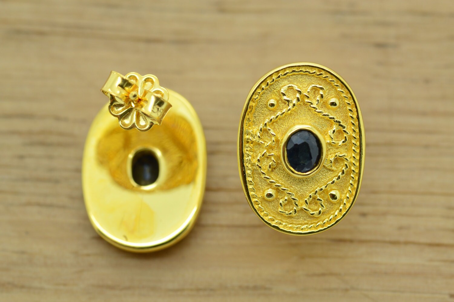 Orecchini Pendenti In Oro Giallo 18kt Con Zaffiri Blu E Diamanti - Stile Antico