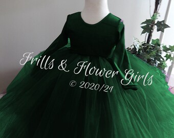 Green velvet dress size 18 Clearance