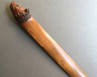 Absolutely Splendid Large Page Turner with finely Carved Bear's Head for its Handle