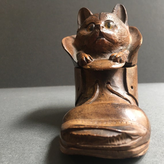 Wonderfully Crazy Black Forest Inkwell carved in the form of a Cat Stuck in a Boot