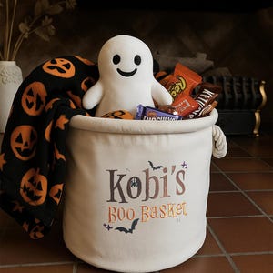 Geborduurde Boo-mand | Gepersonaliseerde Halloween Trick or Treat-tas voor kinderen of volwassenen Spookachtig seizoen afbeelding 2