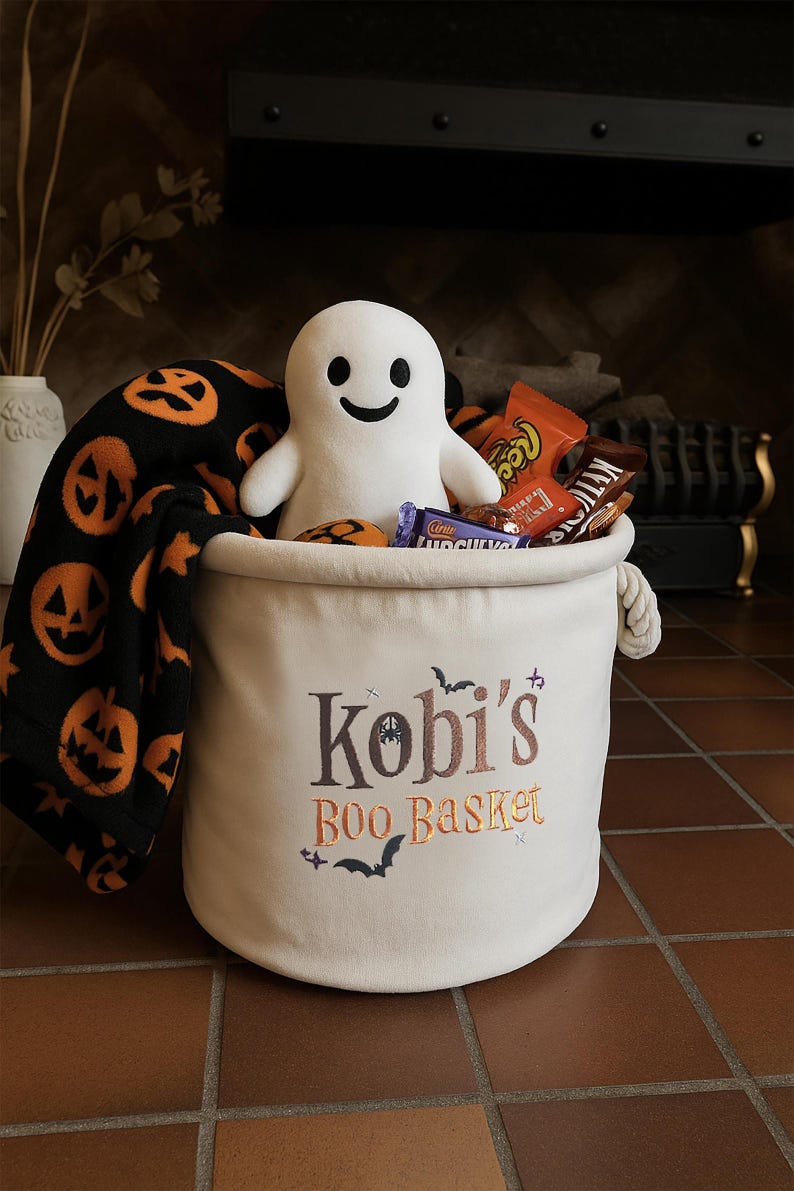 Geborduurde Boo-mand | Gepersonaliseerde Halloween Trick or Treat-tas voor kinderen of volwassenen Spookachtig seizoen afbeelding 2