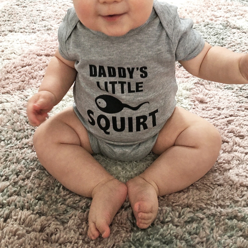 Daddy's Little Squirt Babygrow. Daddies, Toddler, Newborn, Cute, Bodysuit, Baby, Funny, Humour, Rude, Joke image 3