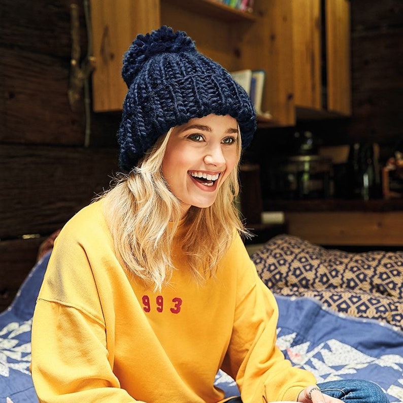 womens oversized chunky knit beanie