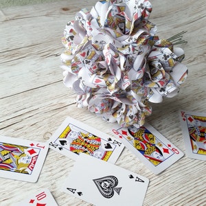 Fleurs en papier pour cartes à jouer | Mariage Las Vegas | Soirée Casino | Décorations de fête de casino