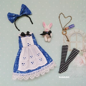 Rainbow High doll Alice outfit clothes dress