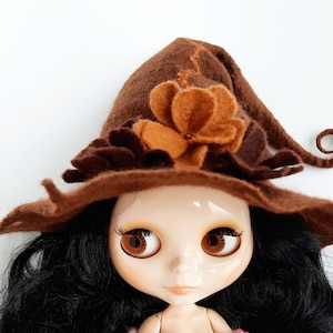 Witch blythe doll hat Felted dolls brown helmet Blythe doll accessory