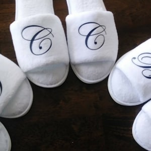 Personalized Slippers- Monogrammed Slippers - Custom Slippers - Bridesmaid Gift - Slippers - Girls Trip Gift - with Bridesmaid Initials