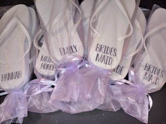 Bridesmaid Gifts - Flip Flops with gift bags - Bride Slippers - Personalized Flip Flops - Monogrammed Flip Flops