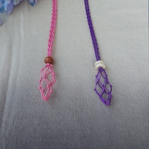 macrame crystal holder with wood bead- macrame stone pouch-empty stone holder-crystal cage necklace-macrame jewelry-unique gift