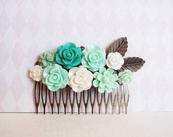 Pale mint green turquoise hair comb. Seafoam green white dark gold leaves comb. Vintage style hair comb