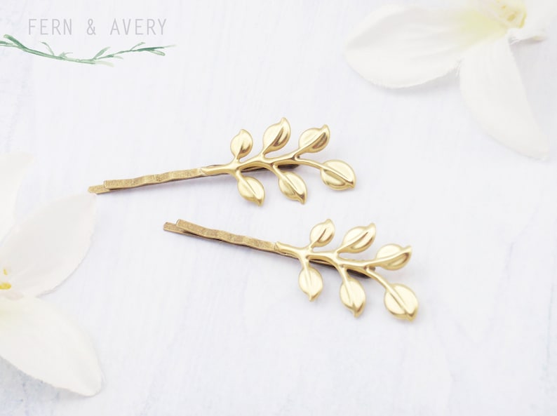 Leaf hair pins. Silver, gold or rose gold, Set of 2 dainty leaf bobby pins, hair clips. Silver leaf hair slides image 1