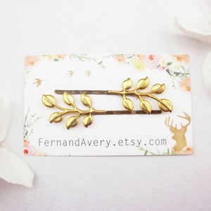 Leaf hair pins. Silver, gold or rose gold, Set of 2 dainty leaf bobby pins, hair clips. Silver leaf hair slides image 2