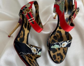 Vintage S/S 2003 Roberto Cavalli Red Black Leopard Chinoiserie Heels Shoes