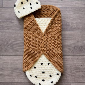 Crochet Cannoli Baby Cocoon: Newborn Halloween Costume & Photo Prop