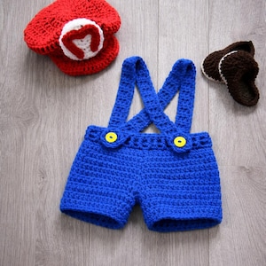 Crochet Mario Bros. Costume: Newborn Photo Prop Outfit