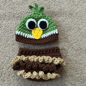 Crochet Duck Outfit/Baby Duck Hat/ Baby Shower Gift/Newborn Photo Prop/ Baby Animal Outfit/MADE TO ORDER
