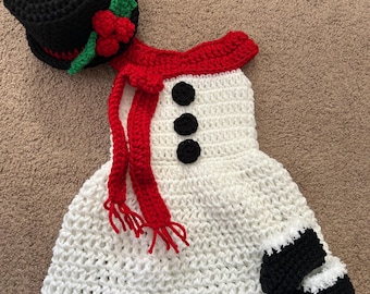 Crochet Snowman Outfit: Newborn Christmas Photo Prop Set