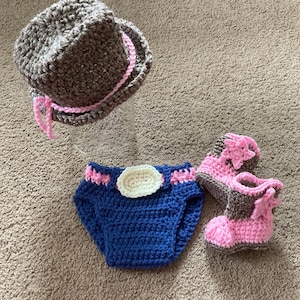 Crochet Cowgirl Hat, Boots & Diaper Cover Set: Baby Photo Prop