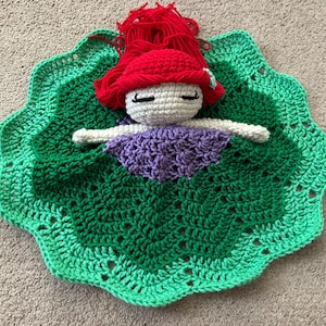 Crocheted Ariel Princess Lovey: Baby Security Blanket zdjęcie 3