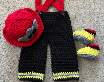 Crochet Firefighter Outfit: Baby Photo Prop Set (Newborn to 12 Months)