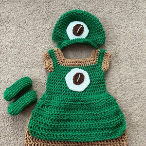 Crocheted Barista Costume/Baby Barista/Baby Coffee Cosume/Newborn to 18 Months/MADE TO ORDER