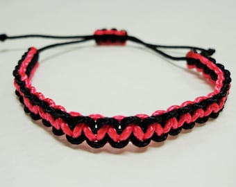 Micro Adustable Paracord Bracelet Black and Pink Colors