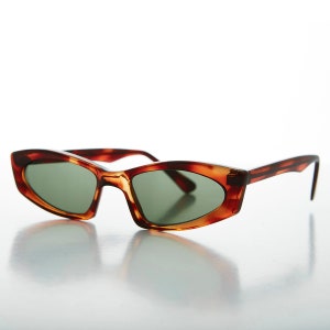 tortoise edgy narrow cat eye vintage sunglasses