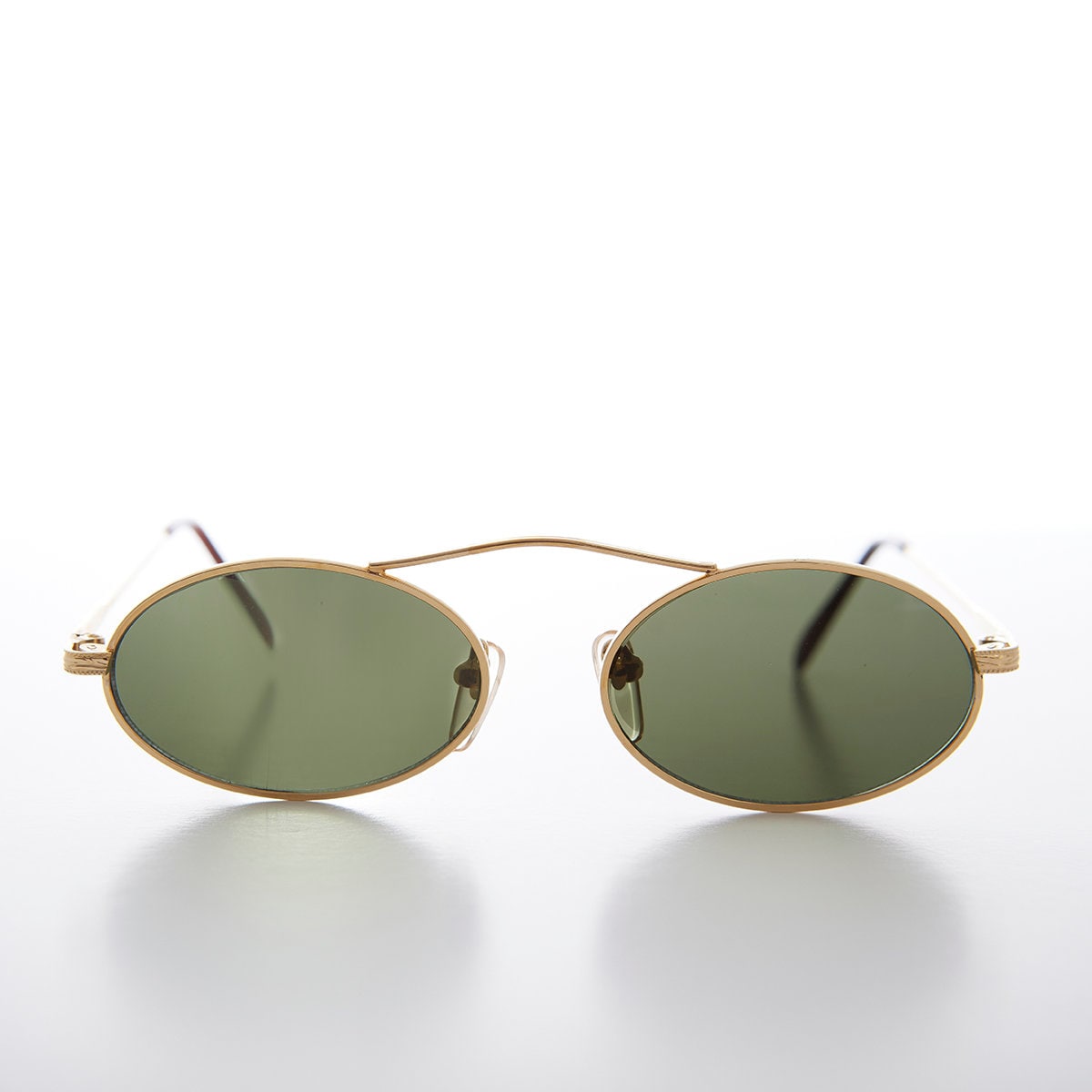 Minimalist Small Oval Frame With Delicate Brow Bar 90s 