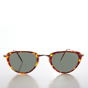 Round Tortoiseshell Simple 90s Vintage Sunglasses - Weaver
