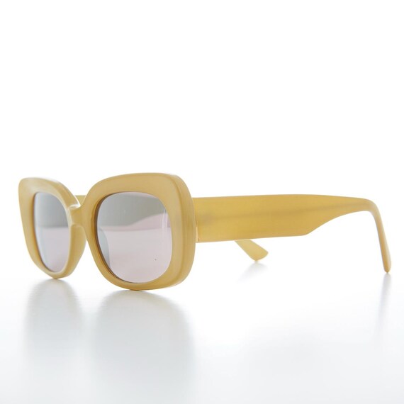 Large Mod Bold Rectangular Vintage Sunglass - Tut… - image 12