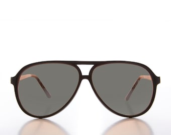 Pilot Sunglasses with Large Polarized Lenses - Bedford