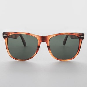Classic Square Vintage Tortoiseshell Sunglass with Glass Lens - Draper