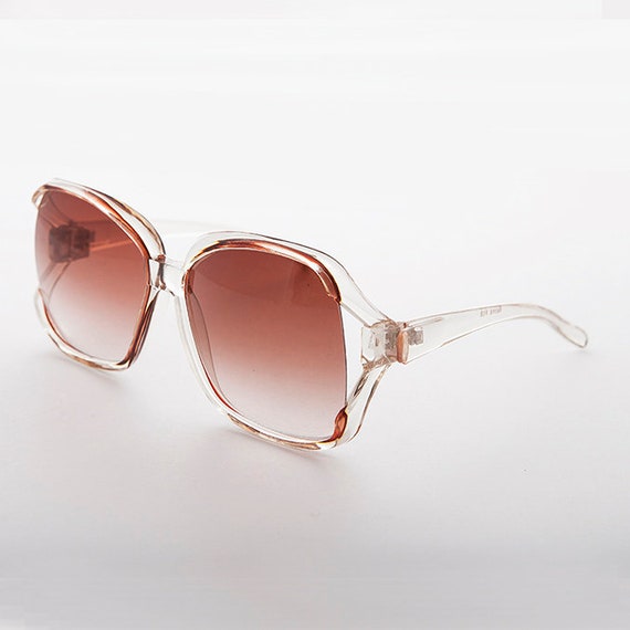 Large Clear Frame Women's Boho Vintage Sunglasses… - image 1