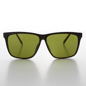 Simple Square Sunglasses with Olive Lenses - Denmark
