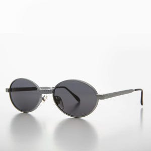 Oval 90s Vintage Sunglasses with Metal Rope Design - Snuff