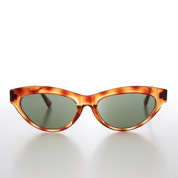 Oval Almond Lens Cat Eye Sunglasses -  Bonnie