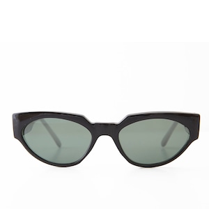 Edgy Cat Eye Vintage Sunglasses - Ellie
